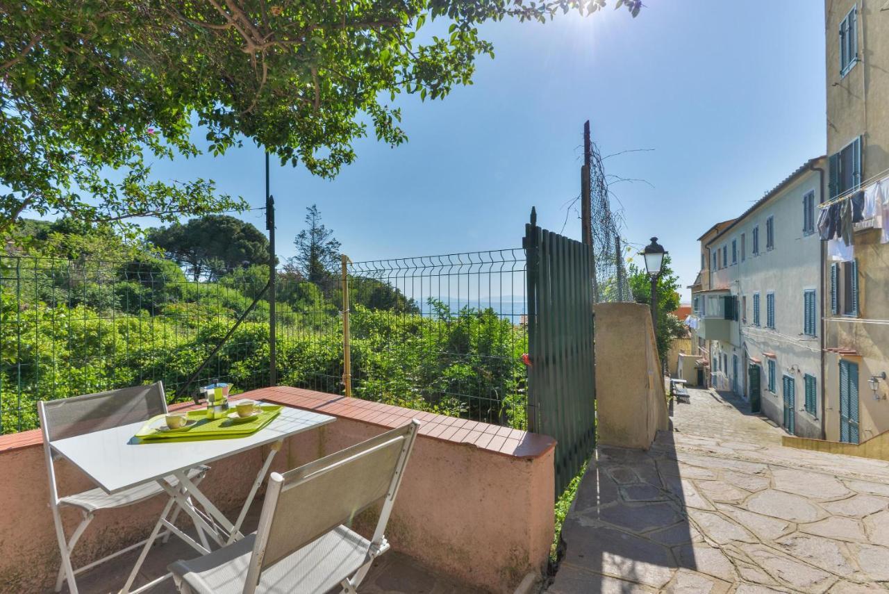 Casa Vacanze Iose Rio Marina Bagian luar foto