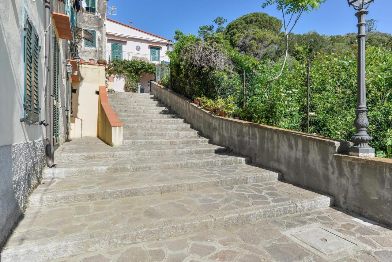 Casa Vacanze Iose Rio Marina Bagian luar foto